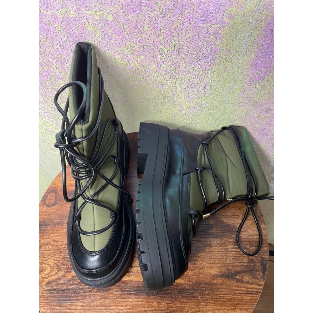 NEW ASOS DESIGN Albie Chunky Lug Sole Boots 39 8 Platform Lace-Up Cold Weather - Picture 4 of 13